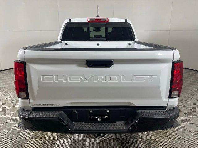new 2025 Chevrolet Colorado car, priced at $29,995