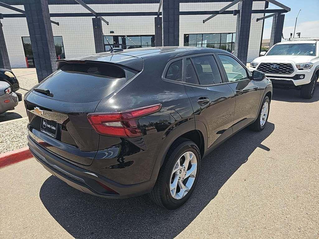 used 2024 Chevrolet Trax car, priced at $23,500