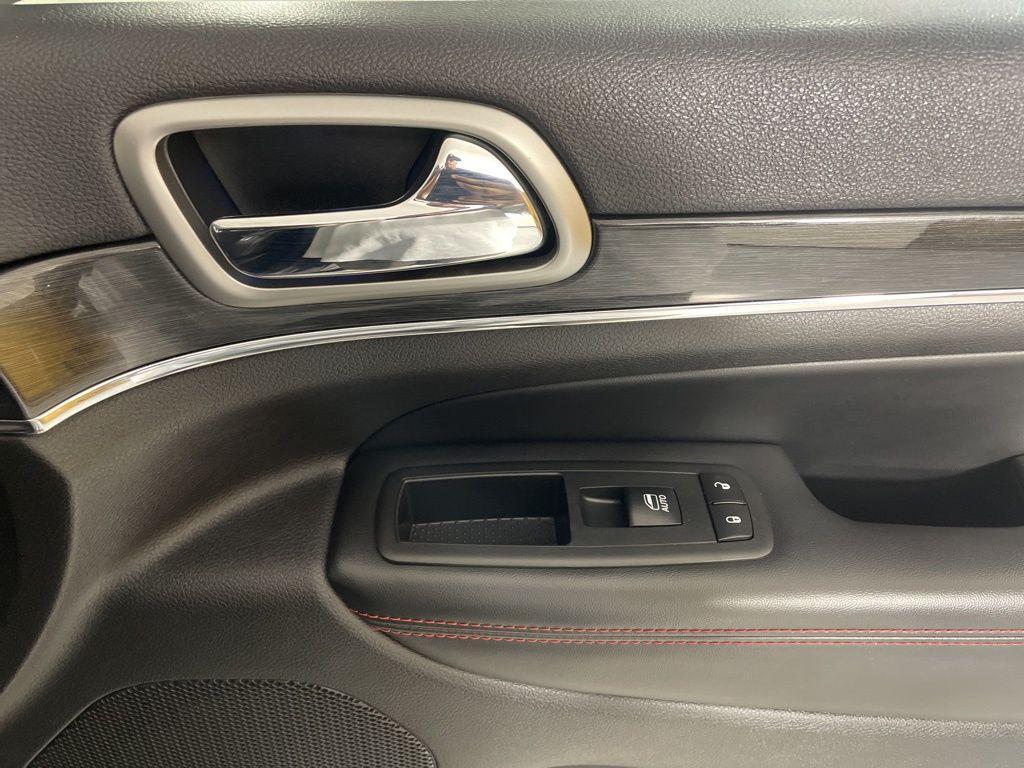 used 2017 Jeep Grand Cherokee car, priced at $15,700