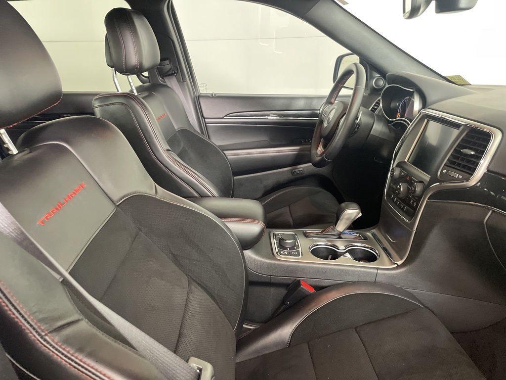used 2017 Jeep Grand Cherokee car, priced at $15,700