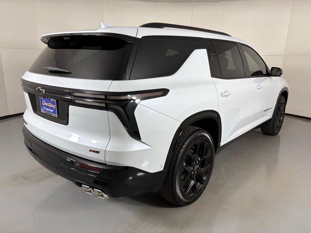 new 2026 Chevrolet Traverse car, priced at $60,014