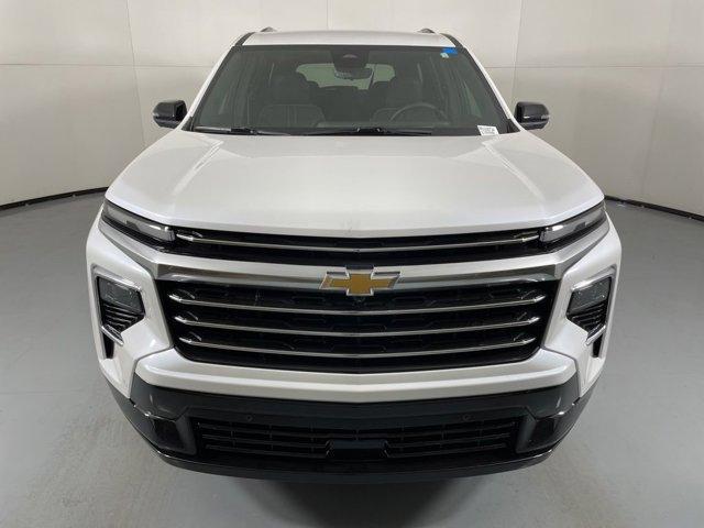 used 2025 Chevrolet Traverse car, priced at $56,000