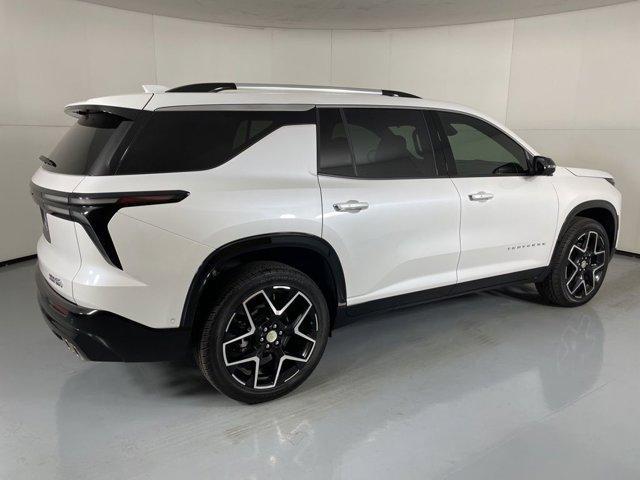 used 2025 Chevrolet Traverse car, priced at $56,000