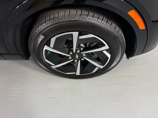 used 2025 Chevrolet Equinox EV car, priced at $26,000