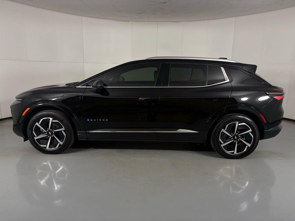 used 2025 Chevrolet Equinox EV car, priced at $25,500