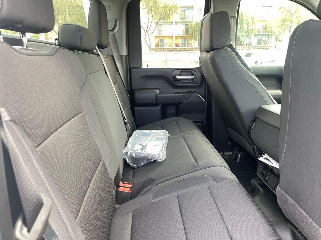 new 2025 Chevrolet Silverado 2500 car, priced at $58,999