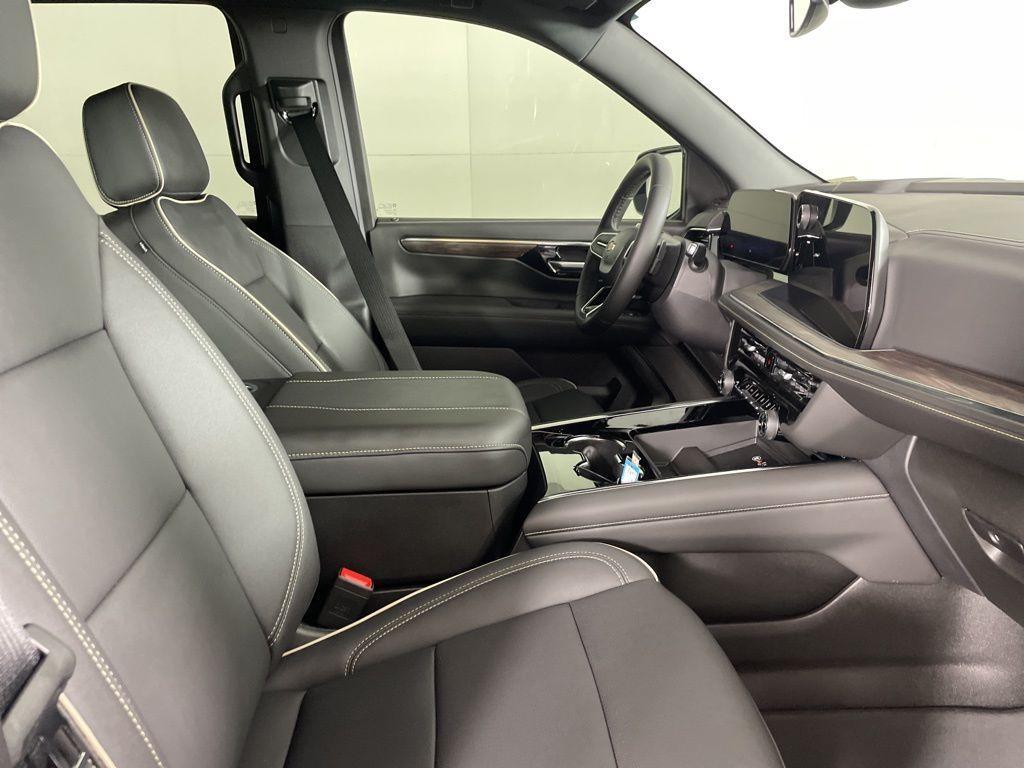 new 2025 Chevrolet Tahoe car, priced at $77,201
