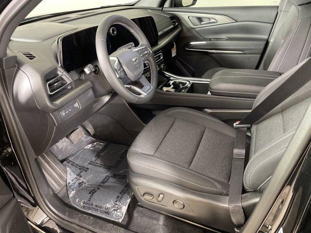 new 2025 Chevrolet Traverse car, priced at $44,042
