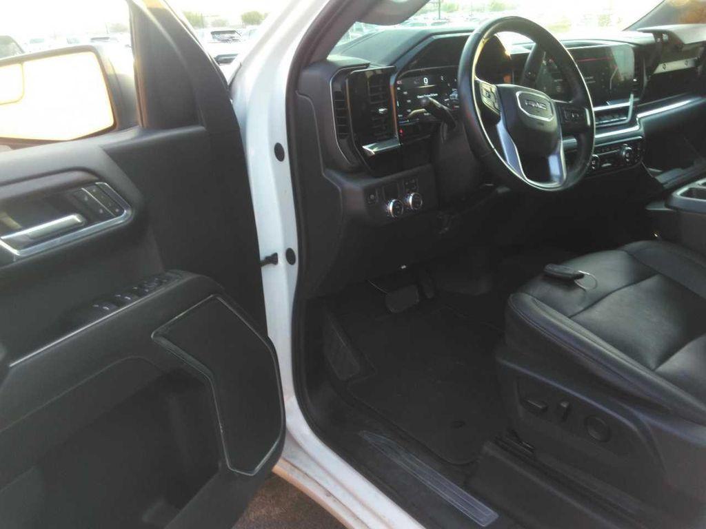 used 2024 GMC Sierra 1500 car, priced at $41,500