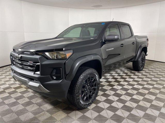 new 2025 Chevrolet Colorado car, priced at $38,070