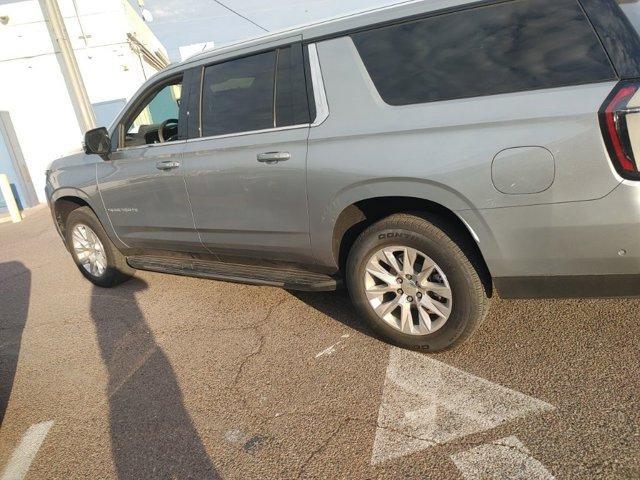 used 2025 Chevrolet Suburban car, priced at $82,000