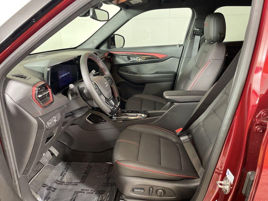 new 2025 Chevrolet TrailBlazer car, priced at $28,750