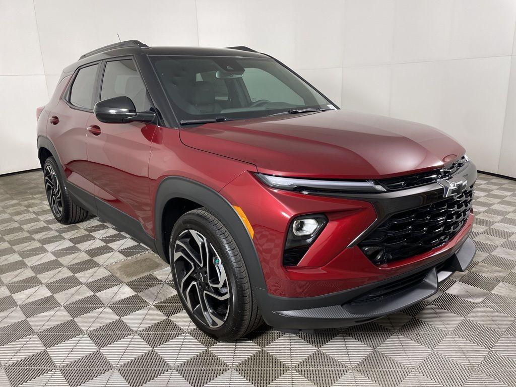 new 2025 Chevrolet TrailBlazer car, priced at $28,750