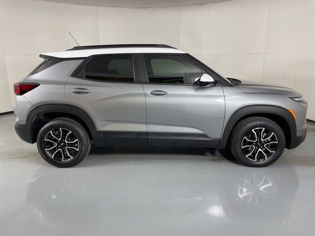 used 2024 Chevrolet TrailBlazer car, priced at $23,600