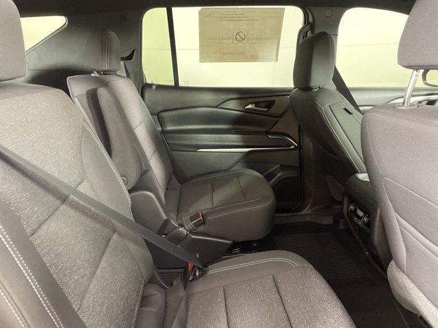 new 2025 Chevrolet Traverse car, priced at $40,305