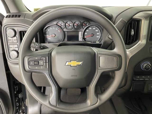 new 2024 Chevrolet Silverado 1500 car, priced at $45,999