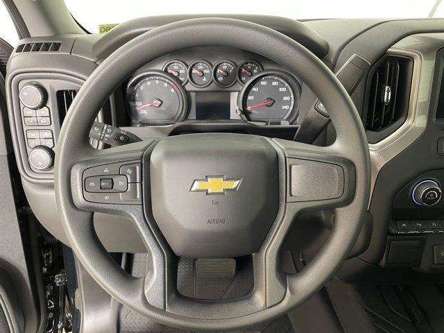 new 2024 Chevrolet Silverado 1500 car, priced at $39,255