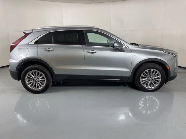 used 2025 Cadillac XT4 car, priced at $40,800