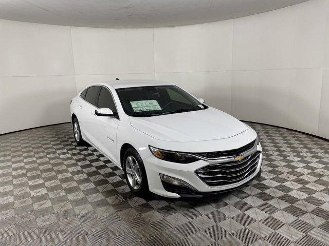 new 2025 Chevrolet Malibu car, priced at $23,995