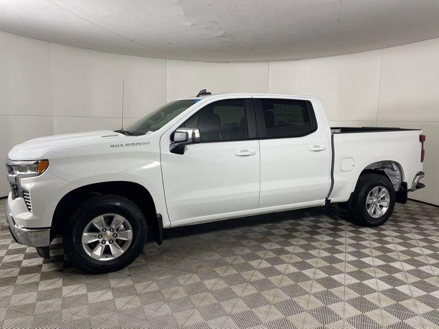 new 2025 Chevrolet Silverado 1500 car, priced at $43,895