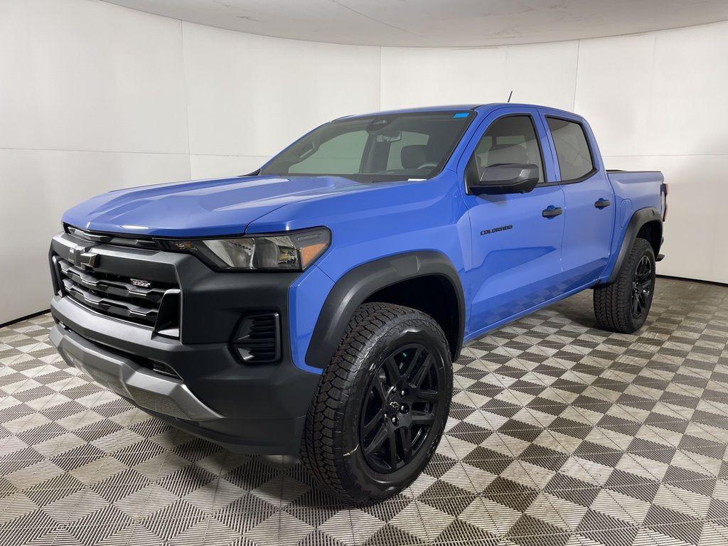 new 2025 Chevrolet Colorado car, priced at $42,939