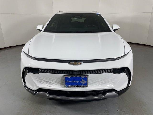 used 2025 Chevrolet Equinox EV car, priced at $25,500