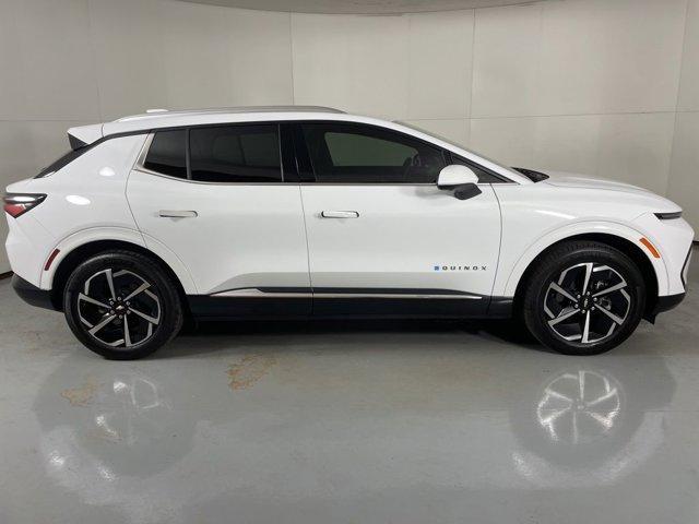 used 2025 Chevrolet Equinox EV car, priced at $25,500
