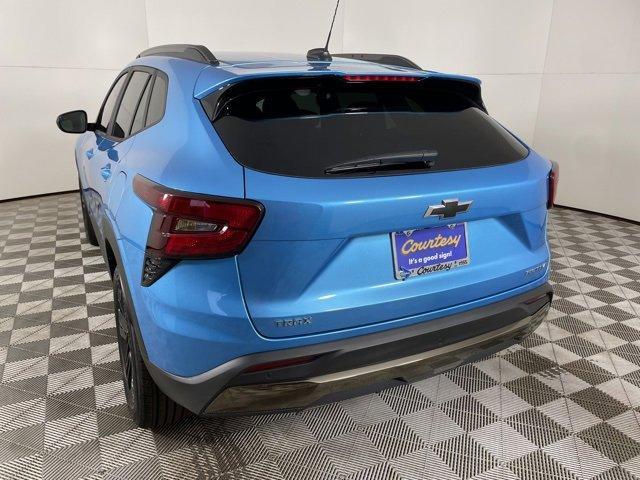 new 2025 Chevrolet Trax car, priced at $26,112