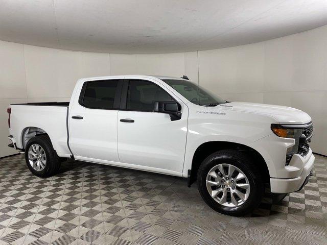 new 2025 Chevrolet Silverado 1500 car, priced at $39,275