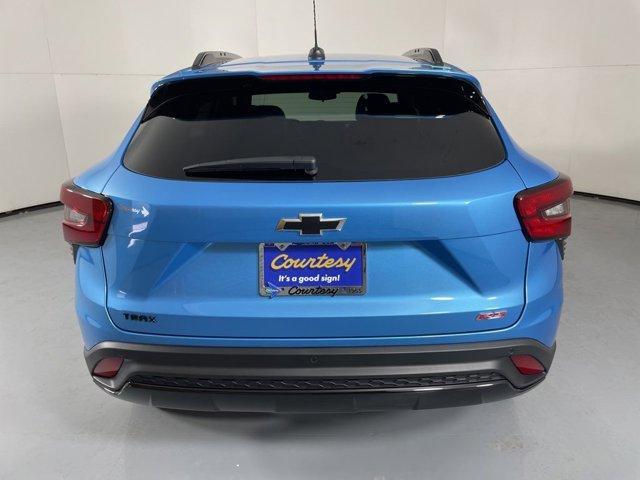 new 2025 Chevrolet Trax car, priced at $24,260