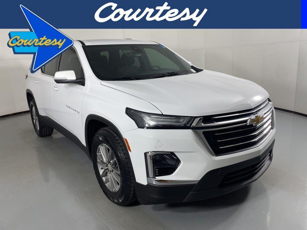 used 2023 Chevrolet Traverse car, priced at $30,200