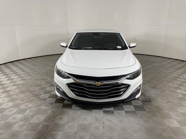 new 2025 Chevrolet Malibu car, priced at $27,619