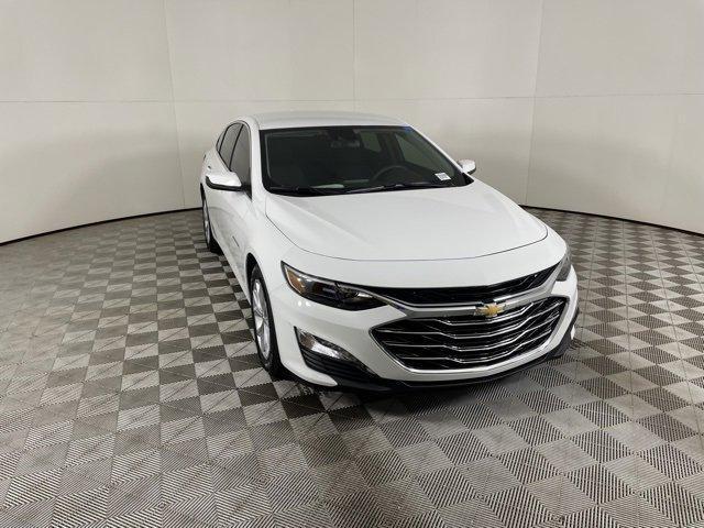 new 2025 Chevrolet Malibu car, priced at $27,619