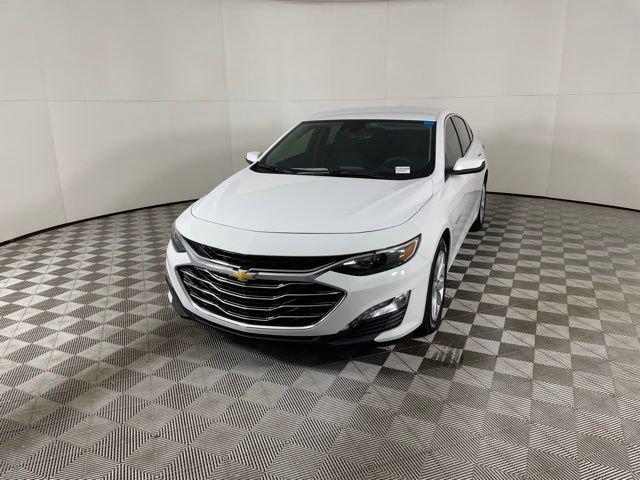 new 2025 Chevrolet Malibu car, priced at $26,120