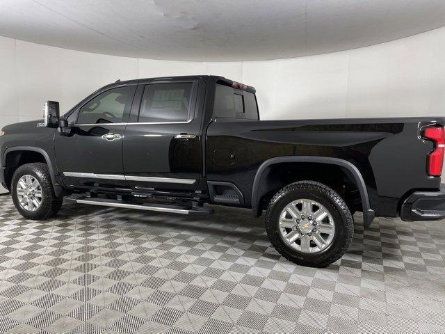 new 2024 Chevrolet Silverado 2500 car, priced at $83,285