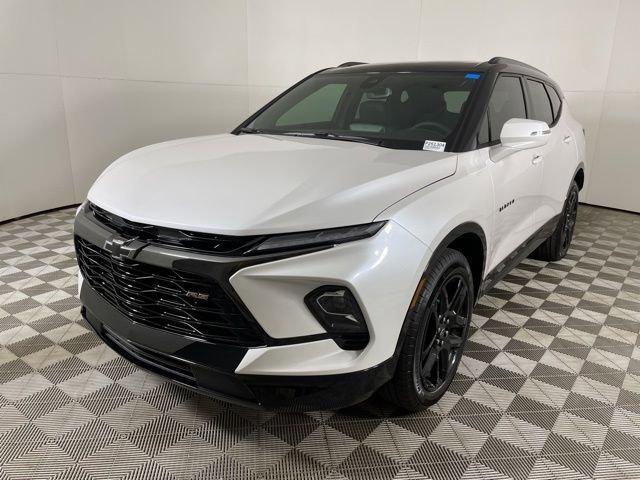 new 2025 Chevrolet Blazer car, priced at $42,965