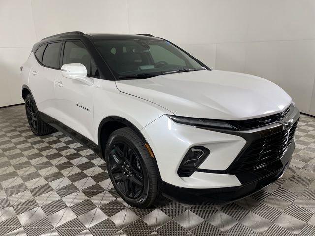 new 2025 Chevrolet Blazer car, priced at $42,965