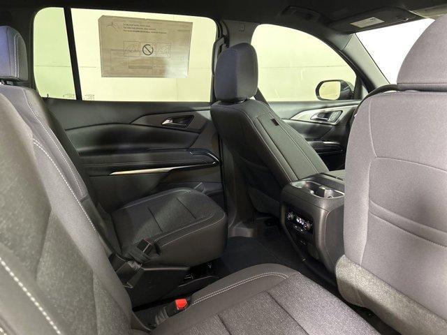 new 2025 Chevrolet Traverse car, priced at $41,806