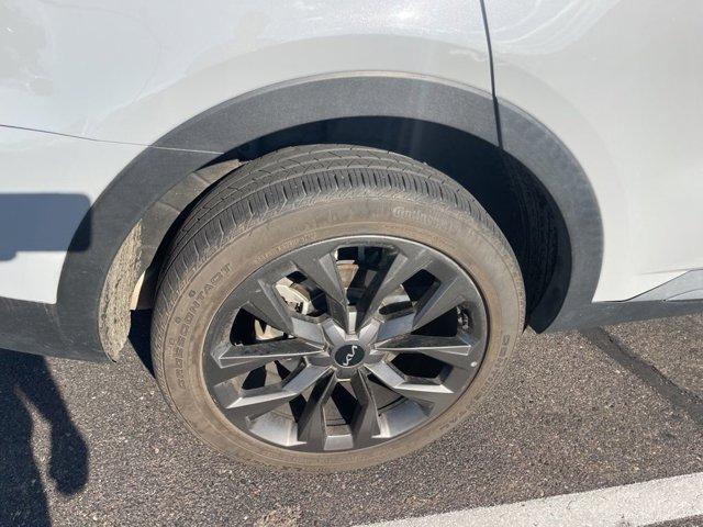 used 2023 Kia Sorento car, priced at $31,500