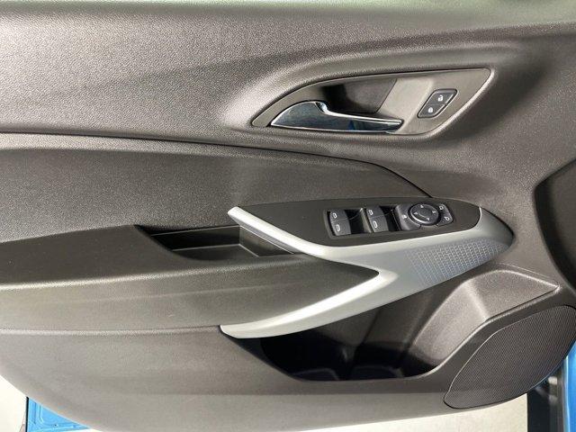 new 2025 Chevrolet Trax car, priced at $22,175