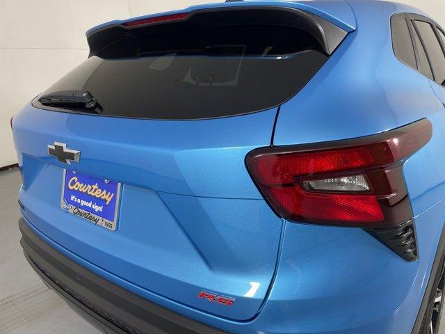 new 2025 Chevrolet Trax car, priced at $22,175