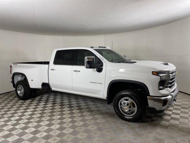 new 2025 Chevrolet Silverado 3500 car, priced at $79,635