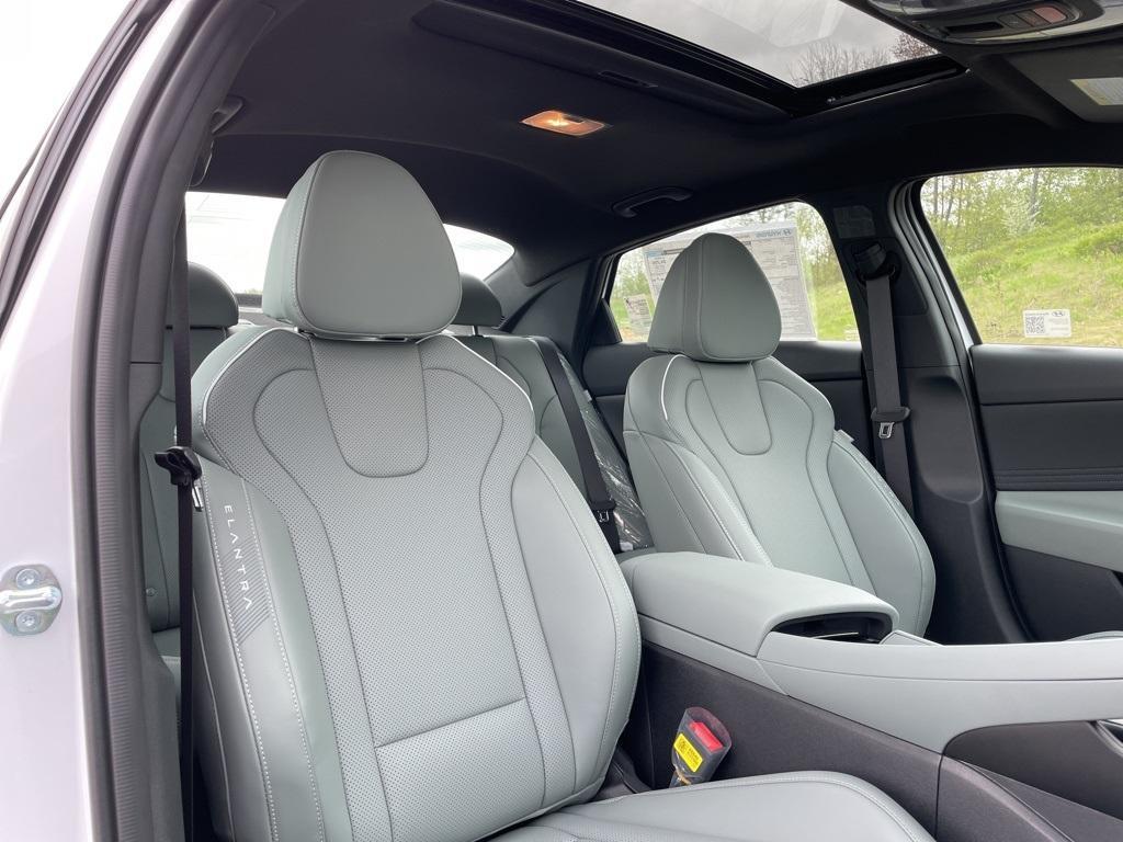 new 2025 Hyundai ELANTRA HEV car, priced at $30,235