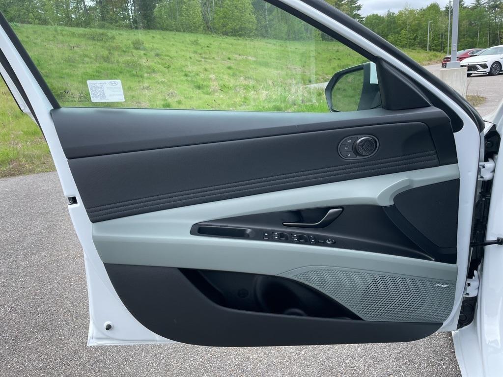 new 2025 Hyundai ELANTRA HEV car, priced at $30,235
