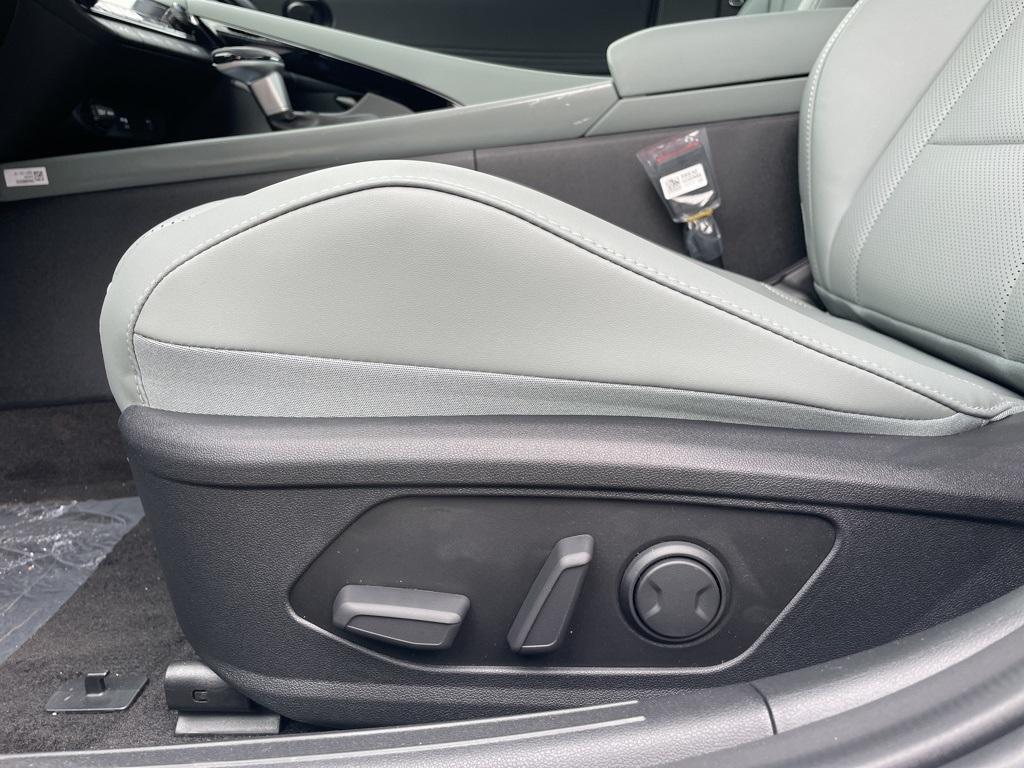 new 2025 Hyundai ELANTRA HEV car, priced at $30,235