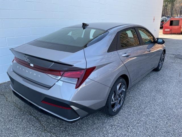 new 2025 Hyundai Elantra car, priced at $24,220