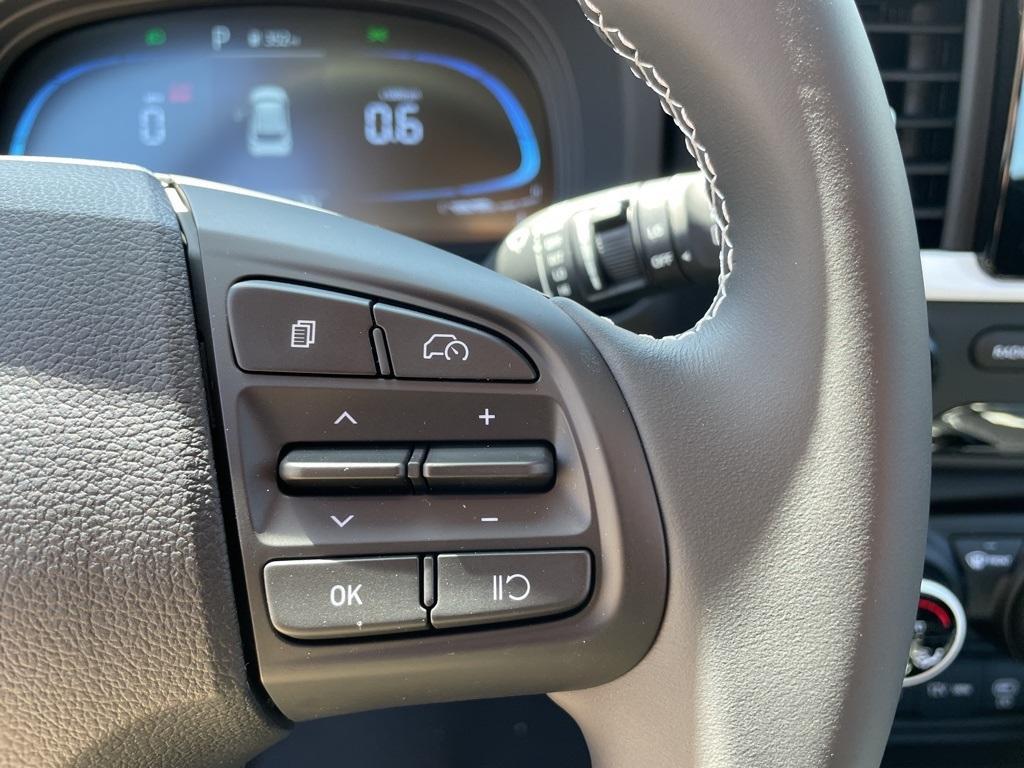 new 2025 Hyundai Venue car, priced at $24,165