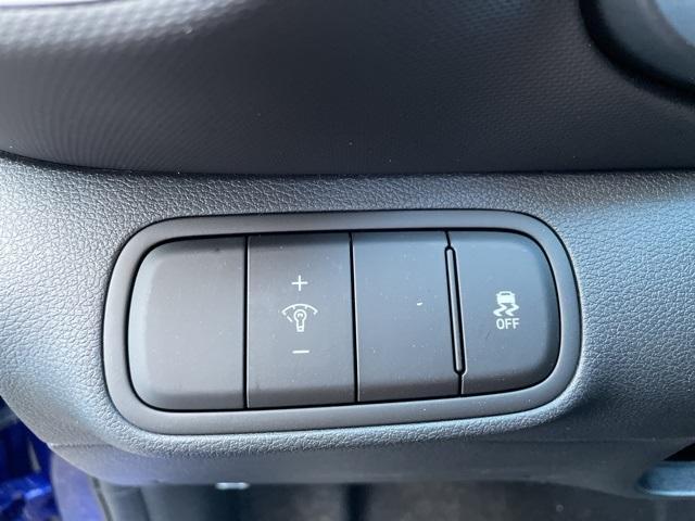 new 2025 Hyundai Venue car, priced at $24,165