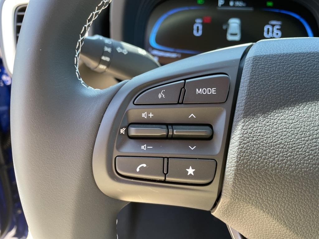 new 2025 Hyundai Venue car, priced at $24,165