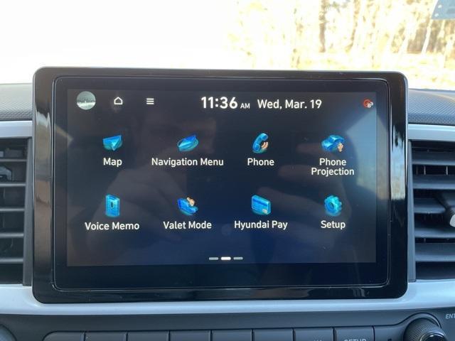 new 2025 Hyundai Venue car, priced at $24,165